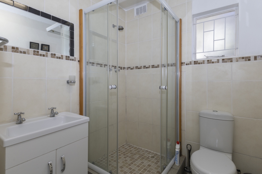 5 Bedroom Property for Sale in West Bank Eastern Cape